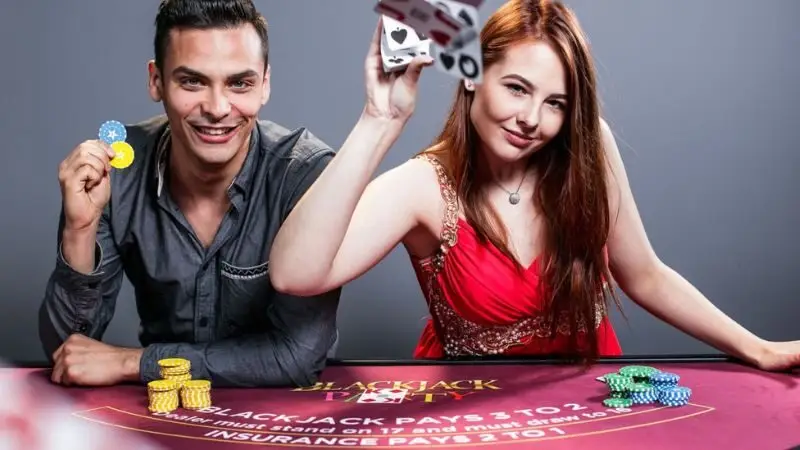 Sảnh DB Live Casino QH88 mang đến không gian chơi sống động với giao diện trực quan